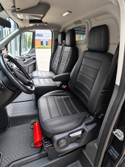 Stoelhoezen Ford Transit Custom 2023 - heden – Fezz zwart – lederen stoelhoezen – perfecte pasvorm (Stoel/Bank-met voorbereiding klaptafel in de rugleuning)